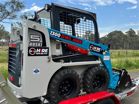 toyota husky skid steer loader